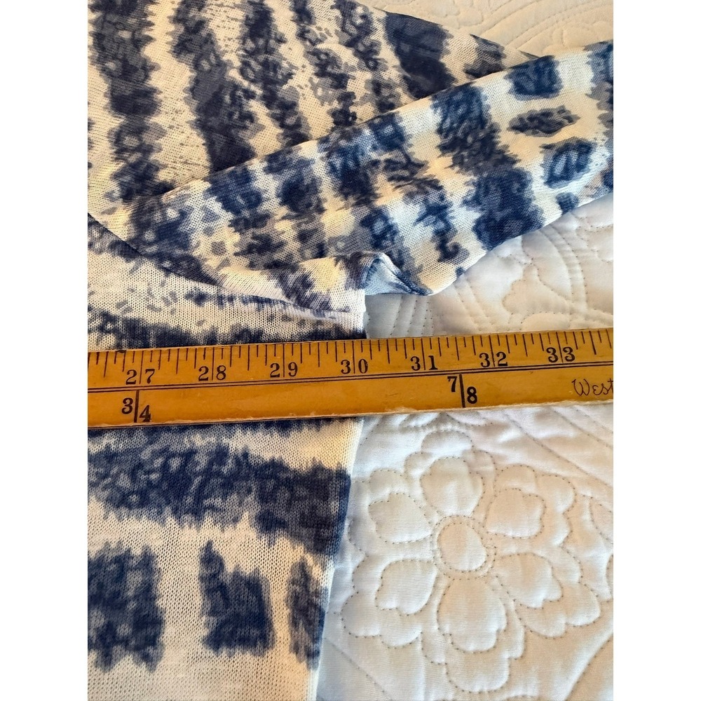 Belle by Kim Gravel Blue White Tie Dye Zebra Print V-Neck Tunic Top 3X - Picture 6 of 10